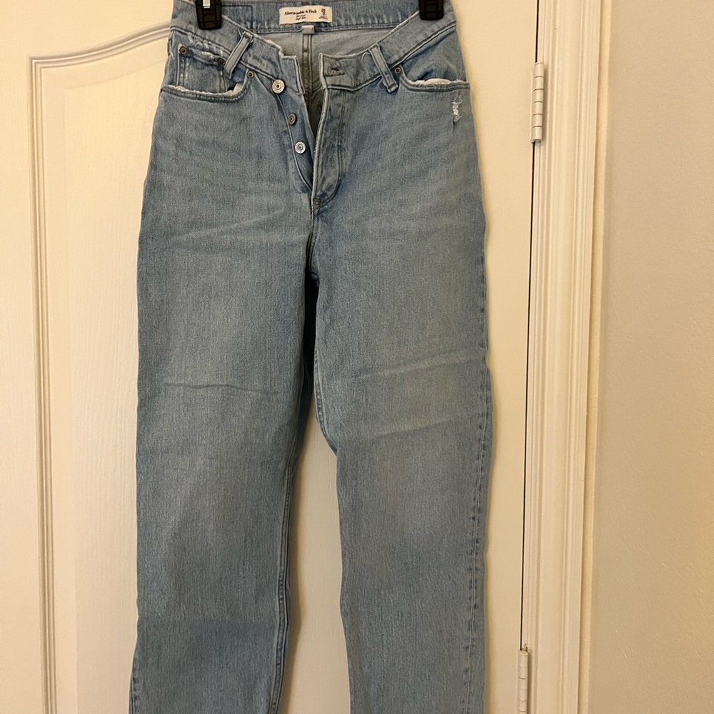 Abercrombie & Fitch Women's Straight Leg Jeans - Light Blue